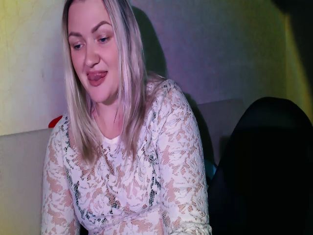 Live sex webcam photo for Kalina_malina #269680428