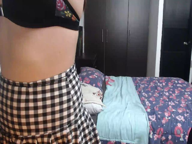 Live sex webcam photo for sofi_garcia_ #269667484