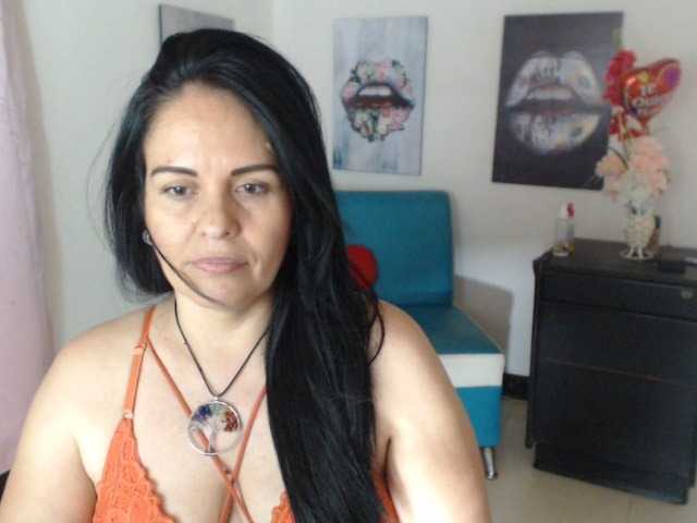 Live sex webcam photo for karla-suggar #269664488