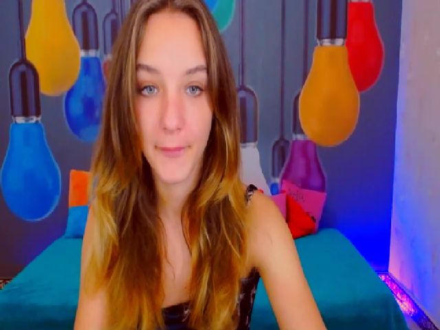 Live sex webcam photo for Tessa_Hot #269669340