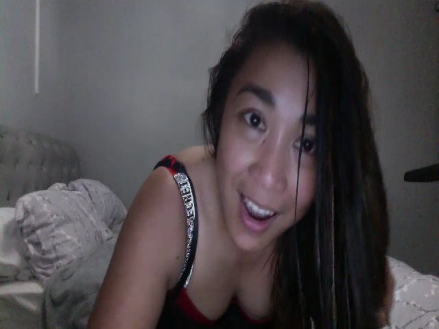 Live sex webcam photo for NewKristine23 #269682463