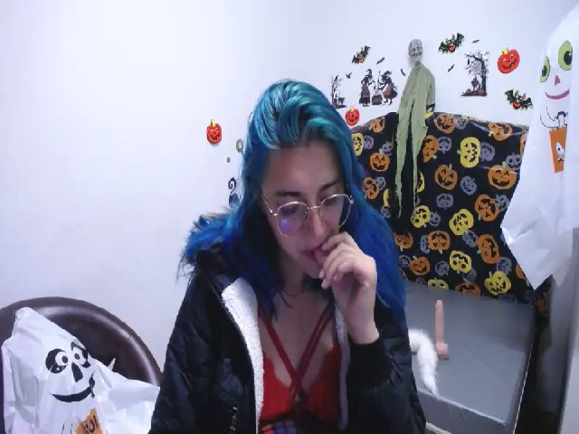 Live sex webcam photo for Carolinforbes #269670611