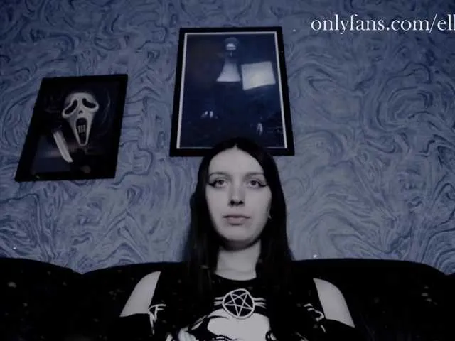 Live sex webcam photo for EllaDark #269673744