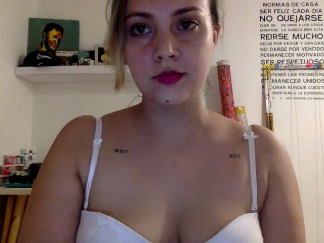 Live sex webcam photo for Alicenicolle #269665301