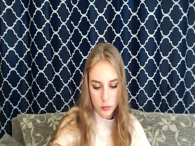 Live sex webcam photo for Aeritta #269682557