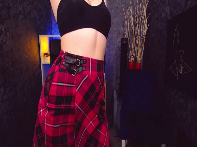 Live sex webcam photo for KassandraDio #269670415