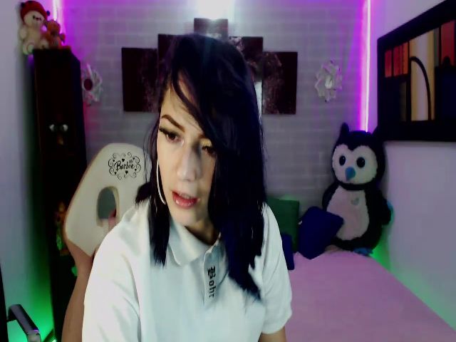 Live sex webcam photo for EmmaBlakee #269665618