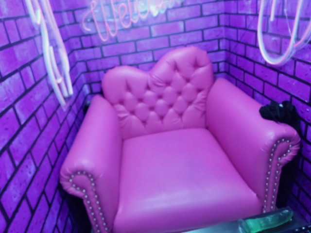 Live sex webcam photo for leidysweet #269668588