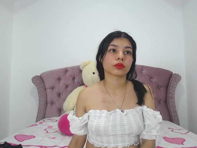 Live sex webcam photo for belaqueen69 #269678559