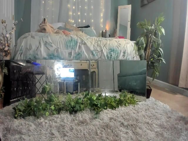 Live sex webcam photo for TeXasStitties #269680834