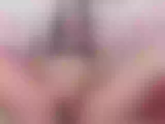 Live sex webcam photo for MiaDreamsX #269678730