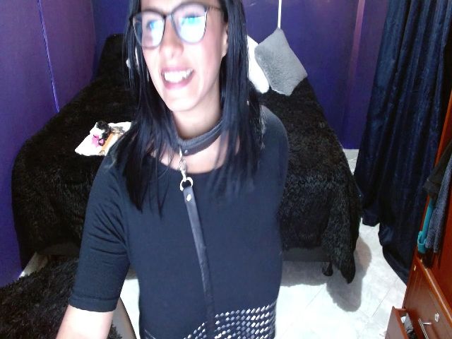 Live sex webcam photo for Alexahorny69 #269663072