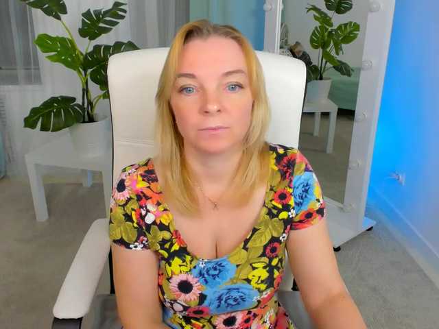 Live sex webcam photo for ReganLovely #269688762