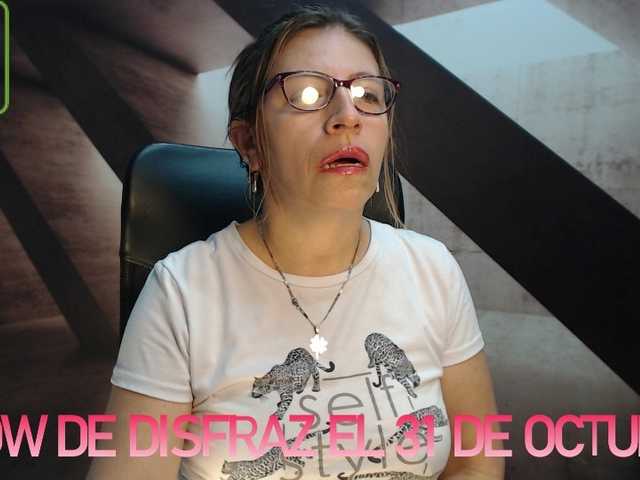 Live sex webcam photo for maturehot-1 #269694315