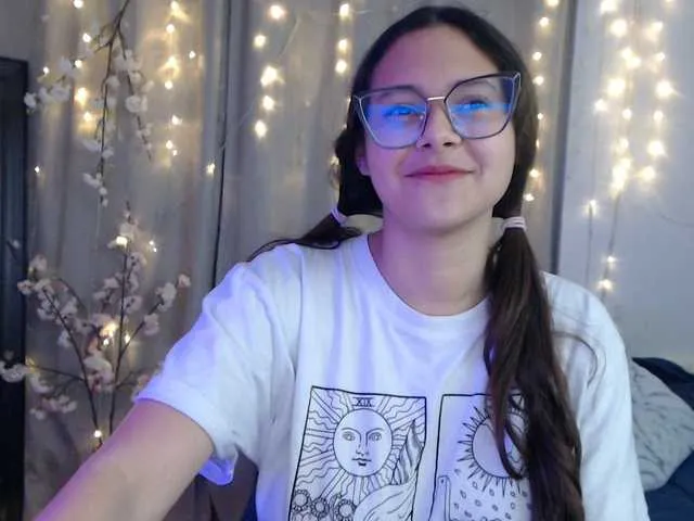 Live sex webcam photo for morahaze #287949443