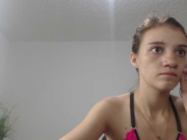 Live sex webcam photo for chelseylewis #269694498