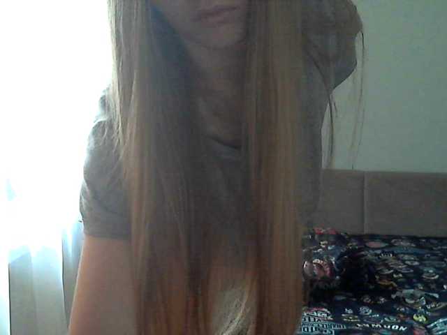 Live sex webcam photo for alisekss8 #269688768