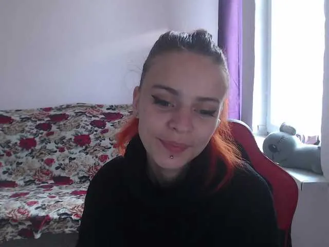 Live sex webcam photo for Ereskigal333 #269688547