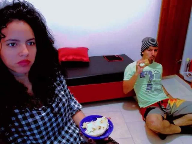 Live sex webcam photo for eroticwildlat #269699246