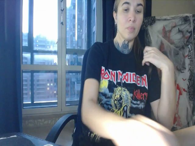 Live sex webcam photo for Angie_Wild #269696569