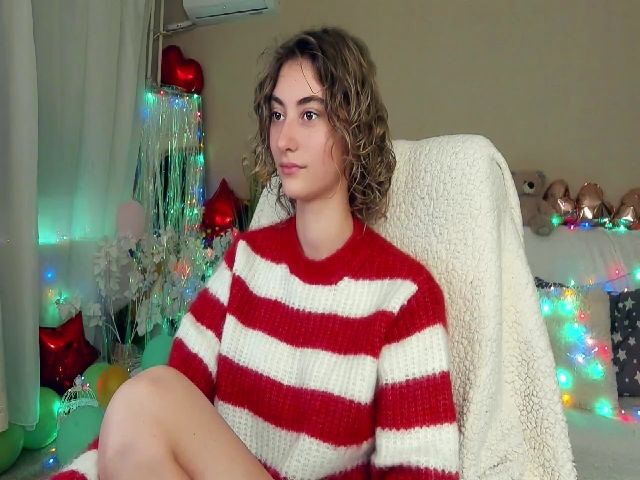 Live sex webcam photo for CuteCurles #269701654