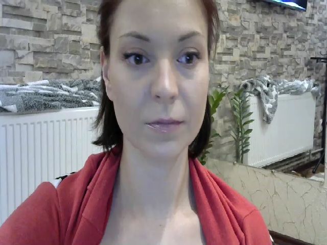 Live sex webcam photo for Velicious7 #269691934