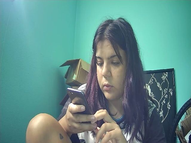 Live sex webcam photo for Lilmisspurp #269700916