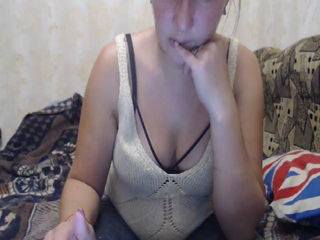 Live sex webcam photo for xxx_butterfly #269696737