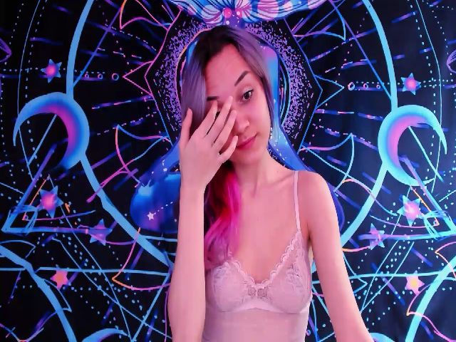 Live sex webcam photo for PurpleJuno #269703510
