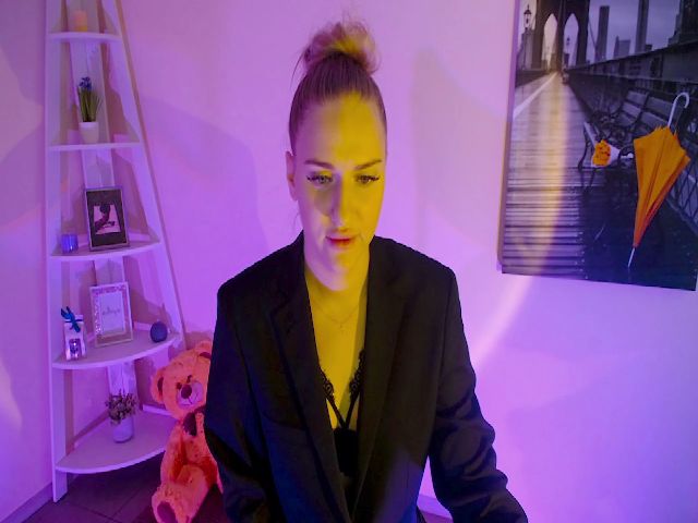 Live sex webcam photo for Likainflower #269691037