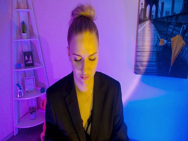 Live sex webcam photo for Likainflower #269692841