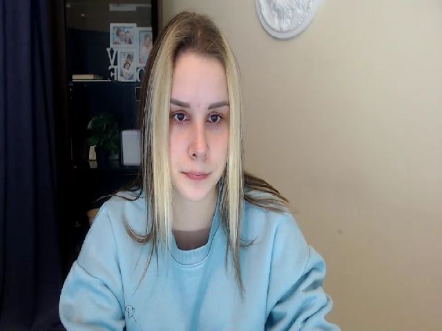 Live sex webcam photo for PolliMilk #269690563