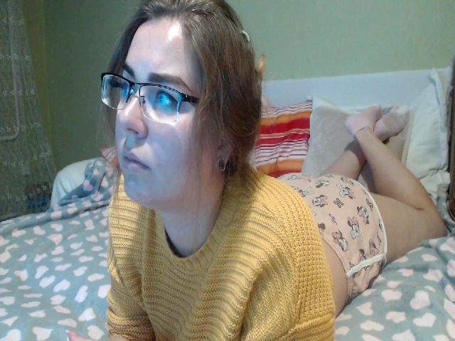 Live sex webcam photo for Scarlet_Johan #269696691