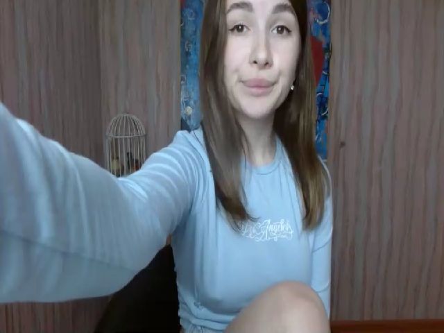 Live sex webcam photo for your_lina18_ #269692606