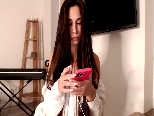 Live sex webcam photo for LeValeriya #269701455