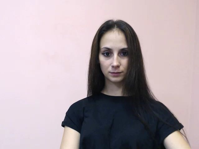 Live sex webcam photo for CuddliesNikki #269685928