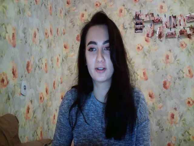 Live sex webcam photo for lolly_hollyy #269694945