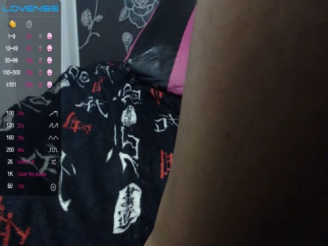 Live sex webcam photo for Victorial_ #269698140