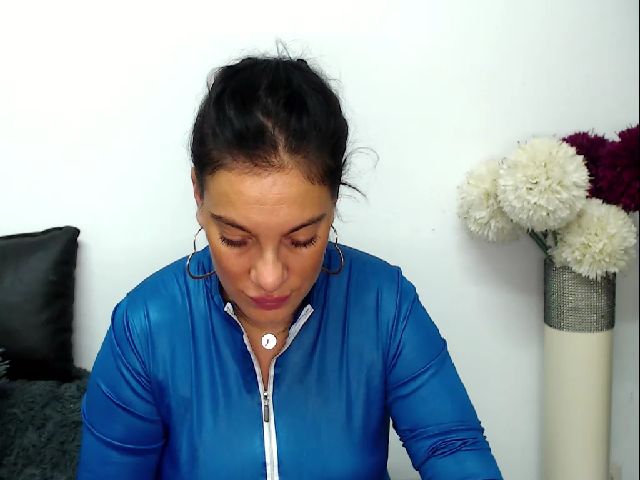 Live sex webcam photo for MissEva0 #269687190