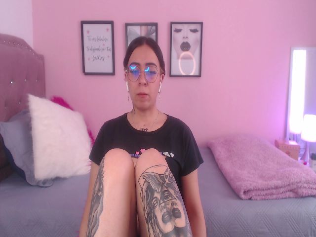 Live sex webcam photo for SamPuckett #269703072