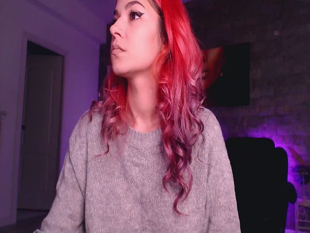 Live sex webcam photo for CurlyAmeli #269690951