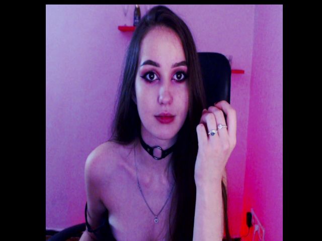 Live sex webcam photo for CuddliesKriss #269702484