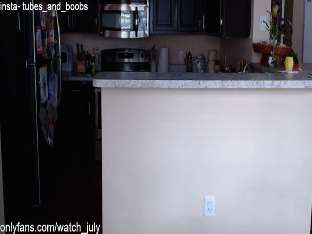 Live sex webcam photo for tubesandboobs #269697479