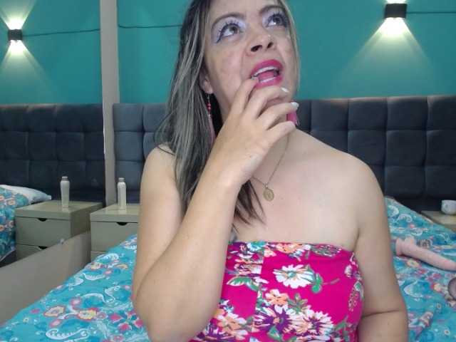 Live sex webcam photo for Lila28six #269684297