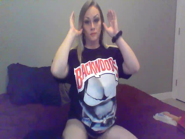 Live sex webcam photo for XoTiff #269686638