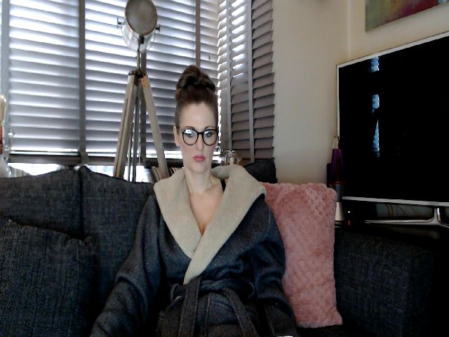 Live sex webcam photo for EnglandsRose #269692036