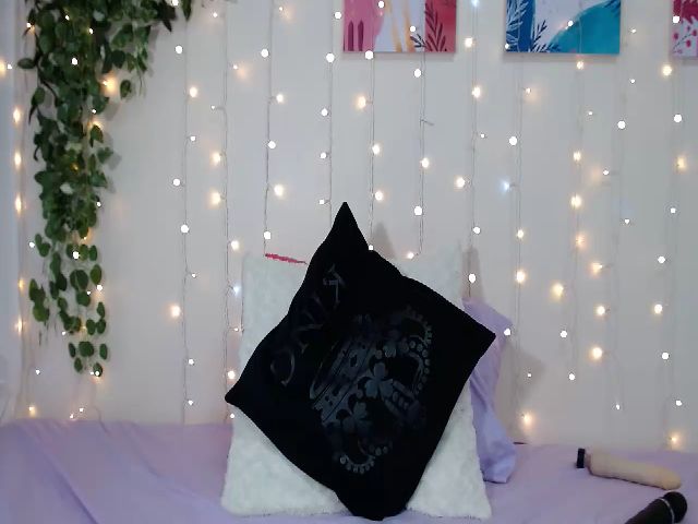 Live sex webcam photo for JOLIE_ABALO #269687054