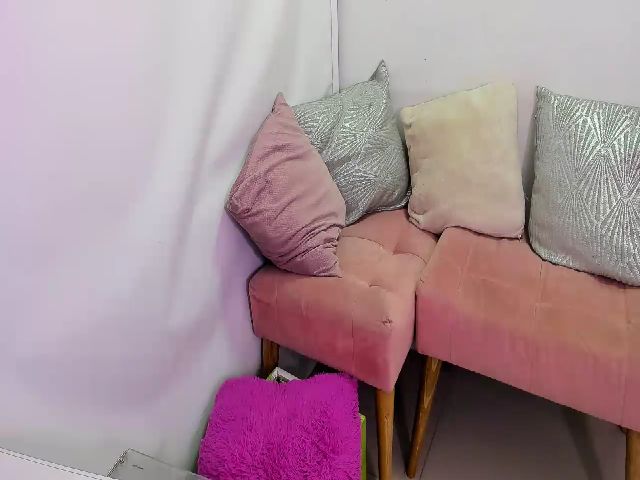 Live sex webcam photo for Hanna_becker #269685868