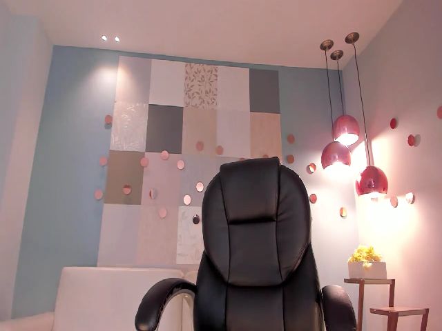 Live sex webcam photo for ZoePresley1 #269704066