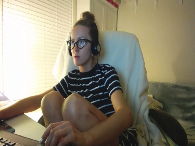 Live sex webcam photo for MissJules #269686293